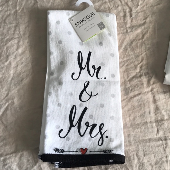 Bride bundle (tank, robe, tote, towels) - Picture 6 of 7